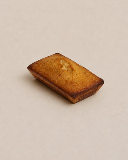 Financier sorti du four