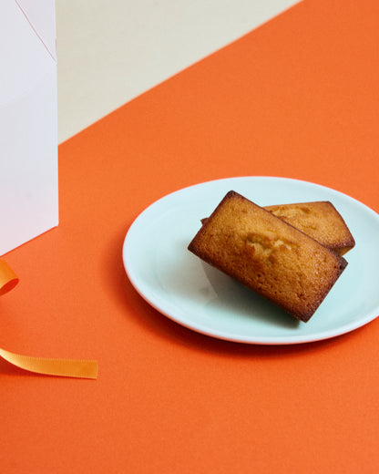 Financier sorti du four