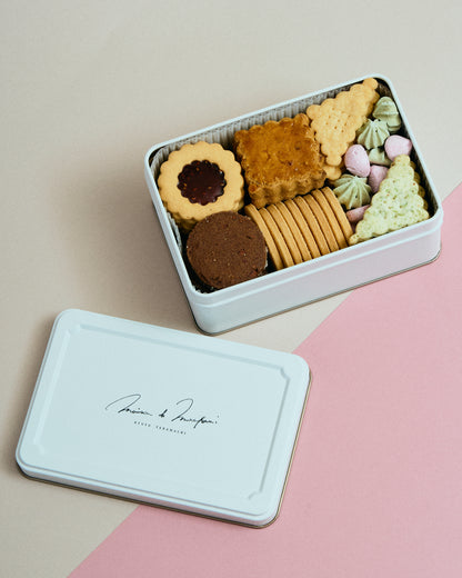 Maison de Biscuits / Petit